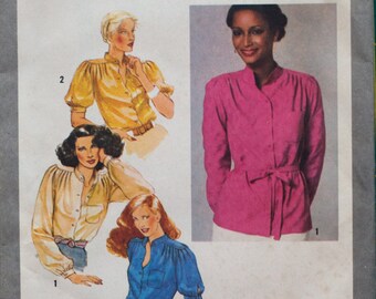 Simplicity 9323.  Misses' blouse pattern with quilted yoke.  Size 12, bust 34"
