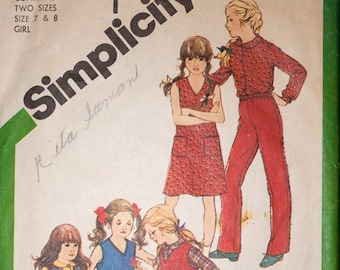 Simplicity 5118, Girls' dress, jumper or top, shirt and pull-on pants or shorts pattern size 7/8