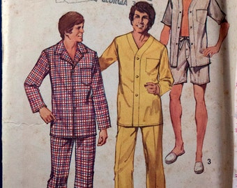 70's men's pajamas pattern Simplicity 5946 size large