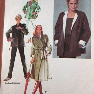Vintage 1970s womens pattern -- Simplicity reversible jacket, coat pattern size 10