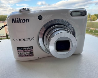 Nikon Coolpix L27 デジタルカメラ、コンパクトデジタルカメラ、Nikon
