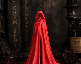 Helena Figur | Alchemisierte Trilogy Character Statue, Gothic Decor