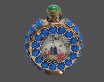 Antieke lichtgevende snuiffles: ingewikkeld email, miniatuur dameskunst – tijdloos relikwie