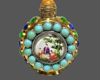 Antieke lichtgevende snuiffles: ingewikkeld email, miniatuur dameskunst – tijdloos relikwie