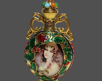 Vintage Tibetaans zilveren en koperen cloisonné-snuiffles: portret-ingelegde emailkunst met kleurrijke edelsteenaccenten