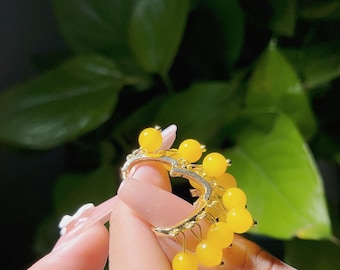 Oormanchetten met gouden agaatkralen: statement oorbellen met kwastjes voor boho-chique en feestelijke stijlen