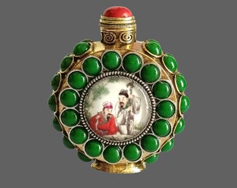 Antieke lichtgevende snuiffles: prachtig email, miniatuurkunst en tijdloze culturele schat