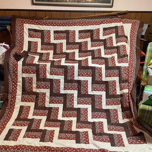 Rail Fence quilt top and bindings. Size 87 x 102 inches