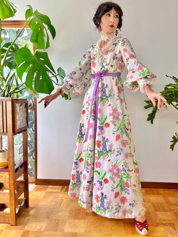 princess kaiulani dresses 1970s Princess Kaiulani Hawaiian MOD Voluminous Sleeve Floral Prairie Gown  – Ruffle Trim Balloon Sleeve Maxi Dress | XS/S