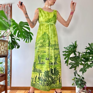 1960s Hawaiian Novelty Print Dress | Island Casuals Waikiki | Lime Green Empire Waist Tiki Lounge Maxi Talon Zip | Aloha Luau Hostess | S/M