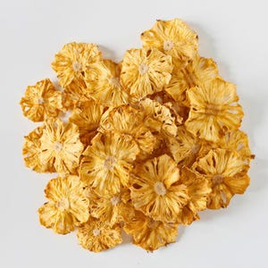 25 Large Pieces | Dried Pineapple from Thailand | No Sugar Added | Tasty, Clean & Ready to Eat | Fast Shipping