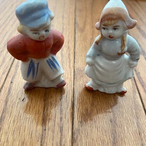 Vintage Dutch Boy and Girl Figurines, Made in Japan