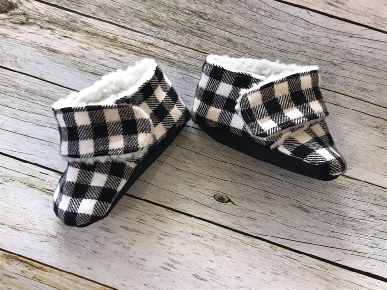 Black and White Buffalo Plaid Flannel and Sherpa Baby Boots Size 0-24 Months, Warm Baby Shoes, Modern Baby Shoes, Fleece Booties, Boots image 1