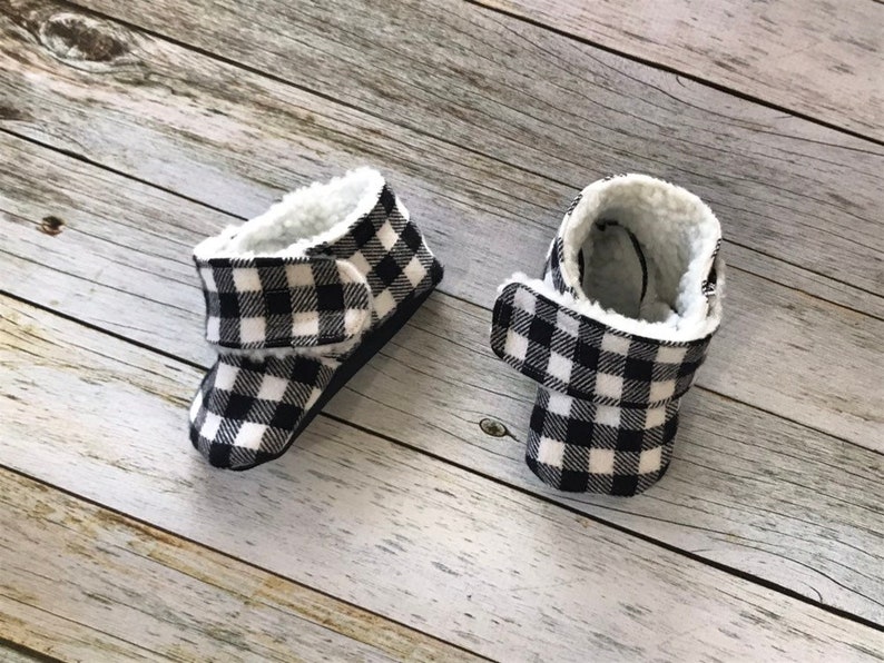 Black and White Buffalo Plaid Flannel and Sherpa Baby Boots Size 0-24 Months, Warm Baby Shoes, Modern Baby Shoes, Fleece Booties, Boots image 2