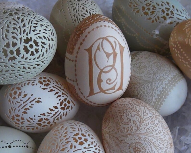 Victorian Lace Carved and Etched Egg of Your Own Design Made to Order image 4