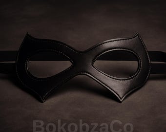 Máscara de ojos de gato negro para disfraz, máscara de cosplay para fiestas temáticas de Halloween y Comic Con, eventos de disfraces para adultos, visera de gatito de superhéroe gótico