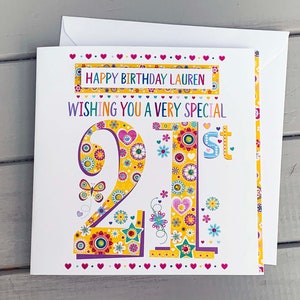 Carte d'anniversaire personnalisée pour elle | Carte d'étape faite main | Nom et message personnalisés | Embelli | Vicky Jones Design