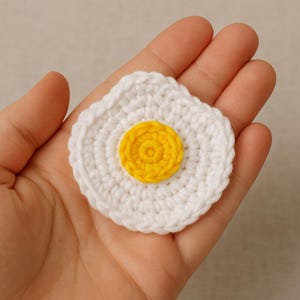 Patrón de huevo frito a crochet en PDF. Patrón de huevo amigurumi fácil para principiantes. Lindo patrón de aplicación de desayuno con comida. Descarga instantánea.