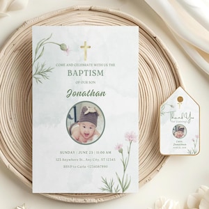 Invito al battesimo per bambino, modello modificabile per biglietto di battesimo floreale verde, invito con dedica per neonato con fiori di campo, etichetta di ringraziamento digitale gratuita