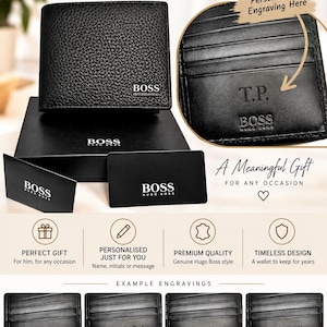 Könnte beinhalten: Ein schwarzes Hugo Boss Portemonnaie aus strukturiertem Leder mit silbernem Logo. Das Portemonnaie verfügt über Kartenfächer im Inneren mit individuellen Gravuroptionen, darunter Initialen oder Nachrichten wie T.P., Love You Dad, Forever Yours und Always With You.