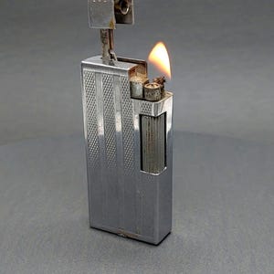 VINTAGE LIGHTER MYON Prince 1950s  pocket lighter briquet ancien