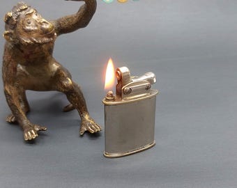 VINTAGE Automatic petrol lighter France 1940s