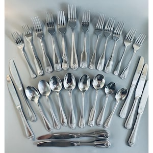 27 Shell Pattern Stainless Flatware Silverware Mixed Mismatched Vtg DINNER Forks