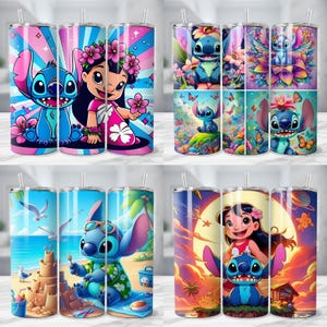 Puede incluir: Una colecci&oacute;n de vasos aislados con ilustraciones coloridas de los personajes Stitch y Lilo de la pel&iacute;cula Lilo & Stitch. Los dise&ntilde;os incluyen escenas de playa, patrones florales y retratos de personajes.