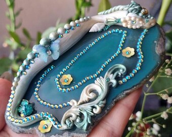 Forest Goddess Dragon: Polymer Clay Dragon Sculpture on Green Agate Slice, Nature Altar Decor