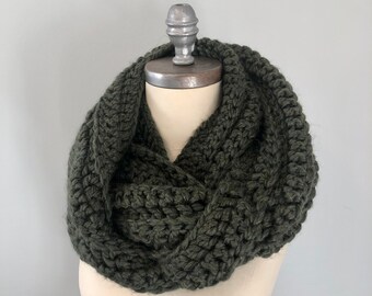 Coastal Infinity Scarf - Forest Green