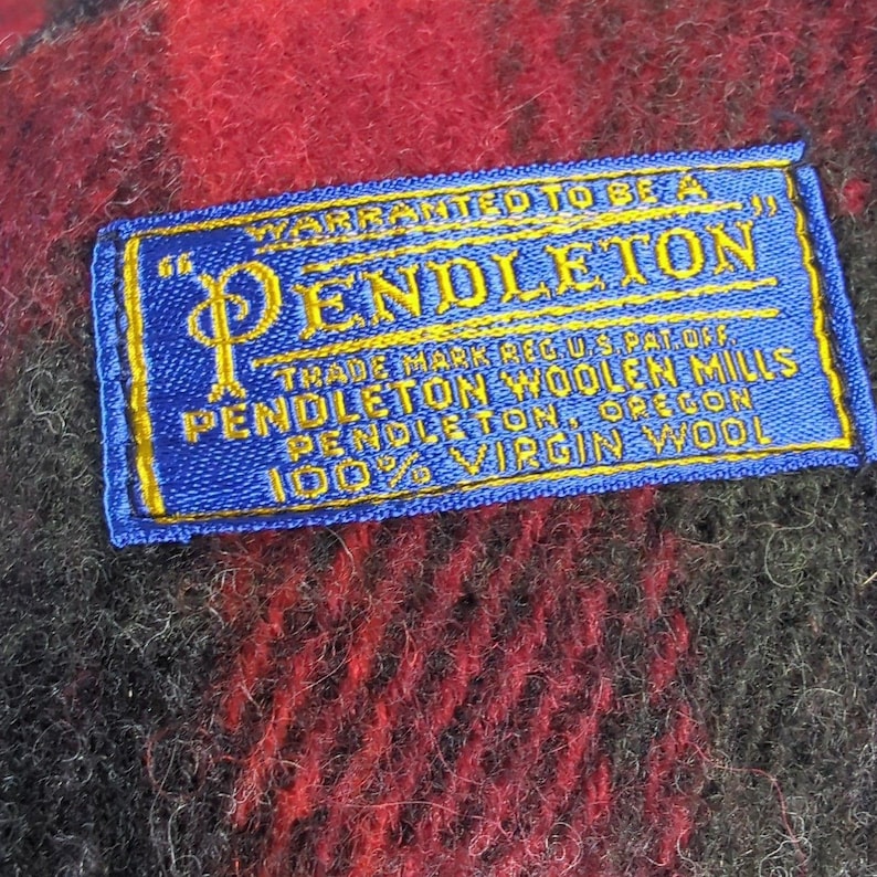 Pendleton Virgin Wool Fringed Throw Blanket Vintage Red Gray Plaid 70 x 54 USA zdjęcie 5