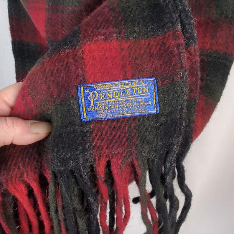 Pendleton Virgin Wool Fringed Throw Blanket Vintage Red Gray Plaid 70 x 54 USA zdjęcie 4