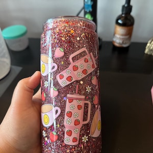Strawberrys and Flowers Snow Globe Cup