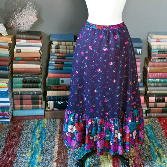 Vintage FLORAL print tiered BOHEMIAN midi / maxi … - image 5