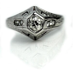 Vintage Diamond Engagement Ring