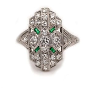 Anillo antiguo de esmeralda, esmeralda de talla europea, diamante, anillo de compromiso antiguo, Art Déco, hallazgos vintage, tienda atemporal, tienda de platino vintage
