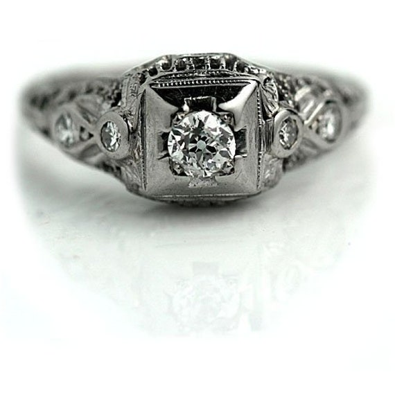 Art Deco Engagement Ring | Deco Diamond Ring | Art
