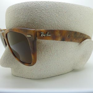 Ray-Ban W0888 Wayfarer Bausch & Lomb Limited Edition Blond Frost solglasögon 5022 bild 4