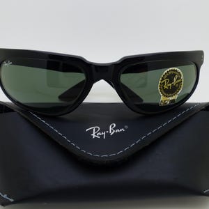 Ray-Ban B&L W1955 Fugitives Black Frame G-15 Green Glass Lens Sunglasses Wrap Style Genuine Bausch and Lomb Vintage 1990&#39;s NOS