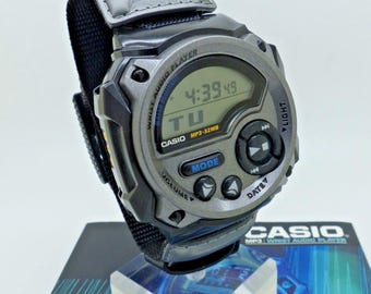 Casio Wmp-1uv-1ur Worlds First Mp3 Digital Watch - 2002