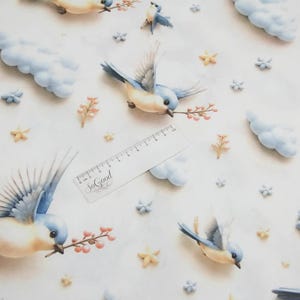 Tessuto di cotone con stampa di uccellini e nuvole, tagliato su misura, 100% cotone Ranforce, tessuto per biancheria da letto per bambini, tessuto di cotone turco