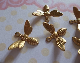 Brass Bee Charms or Pendants with Wings Bent in Flight - 17 X 11mm - Qty 5