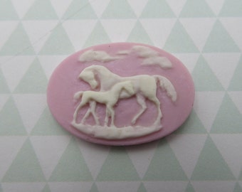 Horse Cameos - White on Lilac Horses - 25X18mm Resin - Animal Cabochon - Mare & Foal Western Cowboy Riding Southwestern - Qty 6