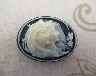 Women Double Head Cameos - 25X18mm Oval Cabochons - Ivory on Black - Resin - Female Profile - Qty 4