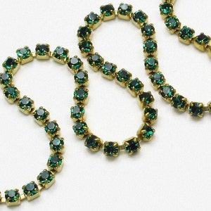 3mm Emerald Green Rhinestone Cup Chain Brass Setting Czech Crystal Choice Length 3mm Emerald Green Rhinestone Cup Chain Brass Setting Czech Crystal Choice Length