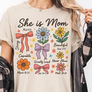 Comfort Colors® Mom Life Tee, Geschenk für Mama Flower Mama Shirt, Mama T-Shirt, Muttertagsgeschenk, Geschenk für Frau, Mama Geschenk, neue Mutter mit Blumengeschenk