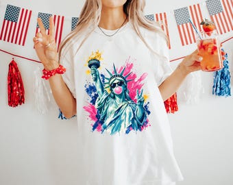 Preppy Statue of Liberty Blowing Bubble Gum Shirt, 4th of July Shirts, Patriotic Liberty Tee, Colorful America Shirt, NYC Summer Tee
