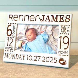 Birth Announcement Frame | Personalized Baby Picture Frame | New Parents Picture Frame | Nursery Picture Frame | Gift for New Parents - Baby Bild 4