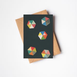 Tarjeta de felicitación geométrica abstracta - Formas de papel