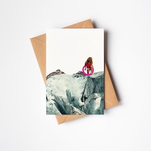 Biglietto di montagna, arte del collage surreale, biglietto di auguri vuoto - Un altro mondo